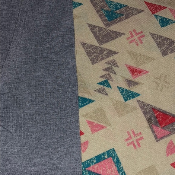 LulaRoe Randy - Picture 2 of 3